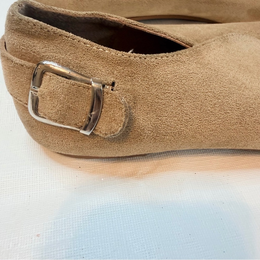 Joinall Women's Tan Suede Loafers - Picture 8 of 9